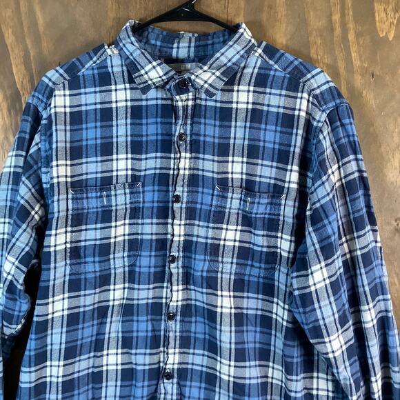 Uniqlo Mens Shirt Blue White Plaid Collared Button Down Long Sleeve XLarge - Picture 2 of 11